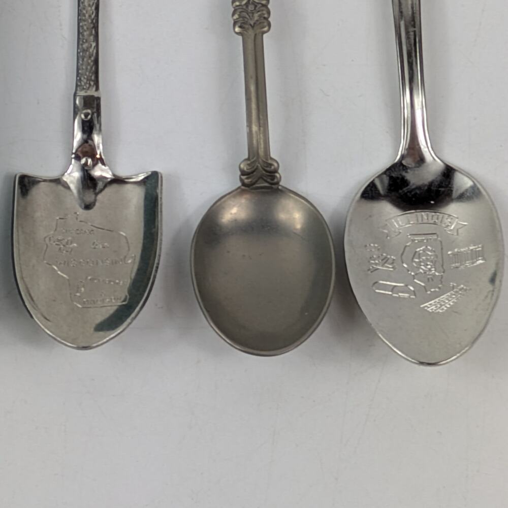 Vintage Souvenir Spoon Lot Indiana Illinois Wisconsin Massachusetts Enamel Decor - Picture 5 of 11